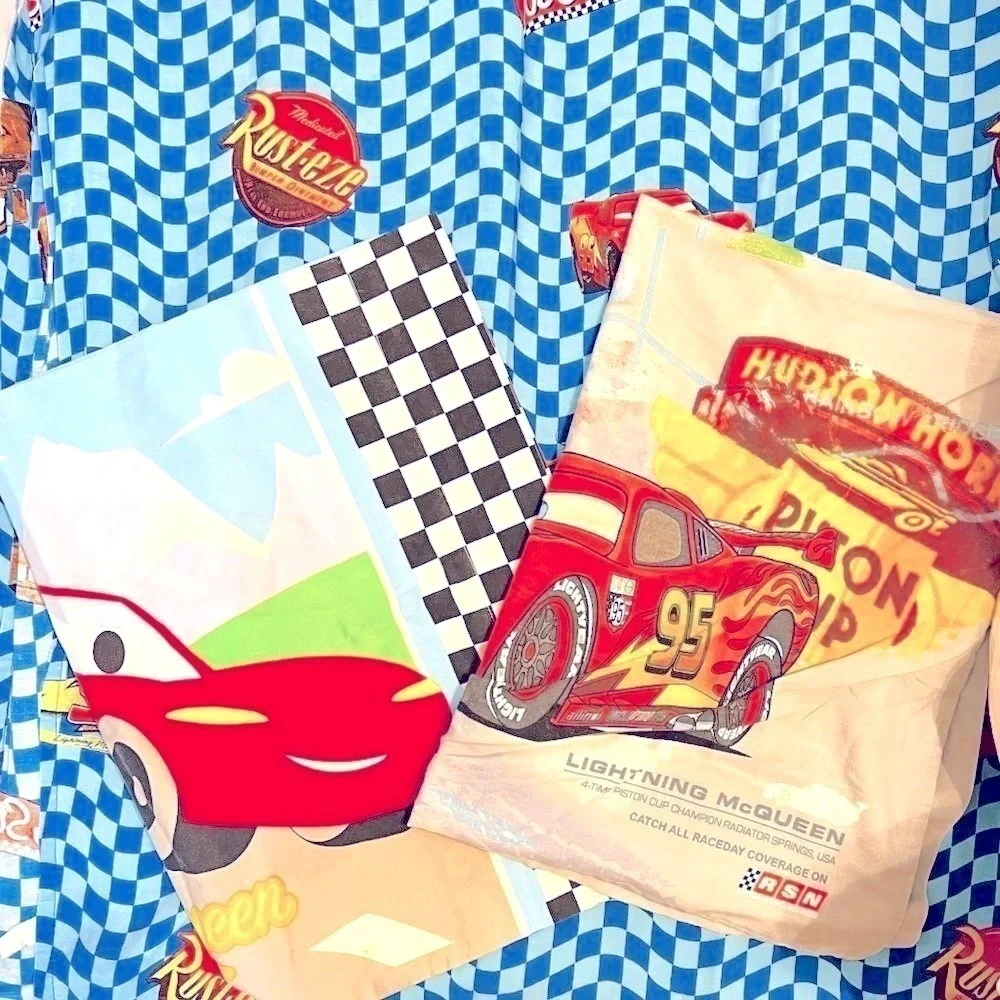 DISNEY Pixar CARS Lightning McQueen Racing Flat Sheet & 2 Pillowcases TWIN